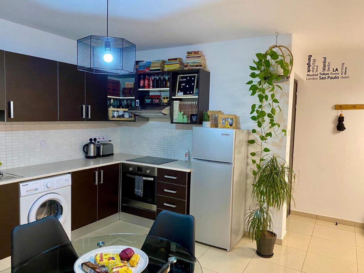 Fat Cow Apartment 103 Larnaca Zewnętrze zdjęcie