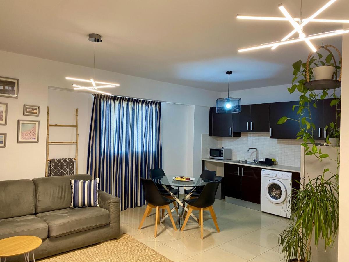 Fat Cow Apartment 103 Larnaca Zewnętrze zdjęcie