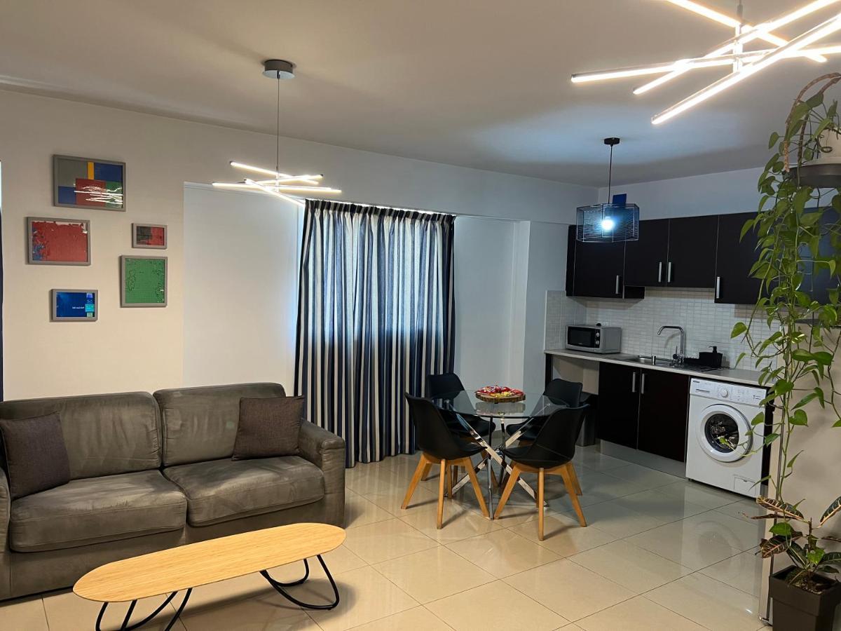 Fat Cow Apartment 103 Larnaca Zewnętrze zdjęcie